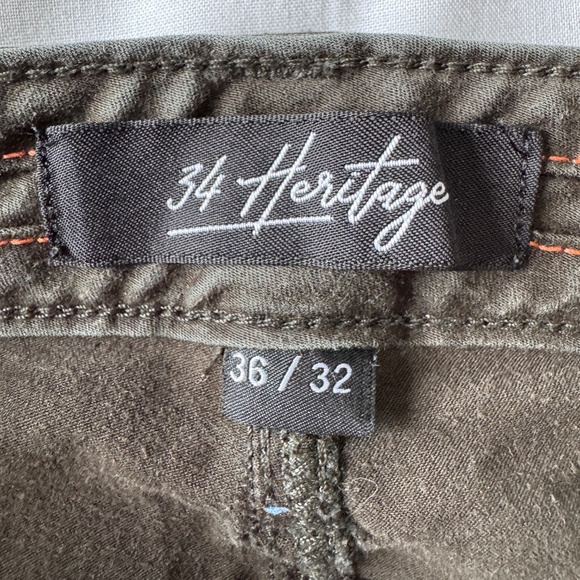 34 Heritage Men's Courage Mid-Rise Straight Casual Pant Gray 36/32 Twill Stretch - Picture 2 of 16